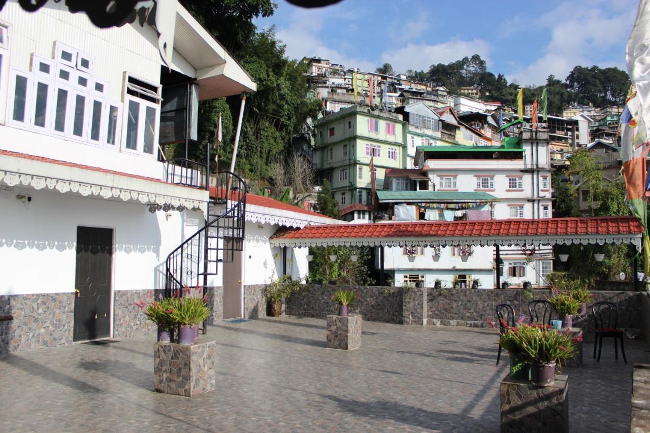 Dreamz Group Namdul Boutique Hotel Gangtok Exterior photo