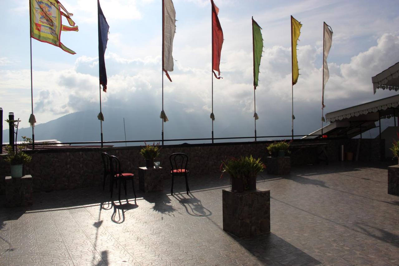 Dreamz Group Namdul Boutique Hotel Gangtok Exterior photo